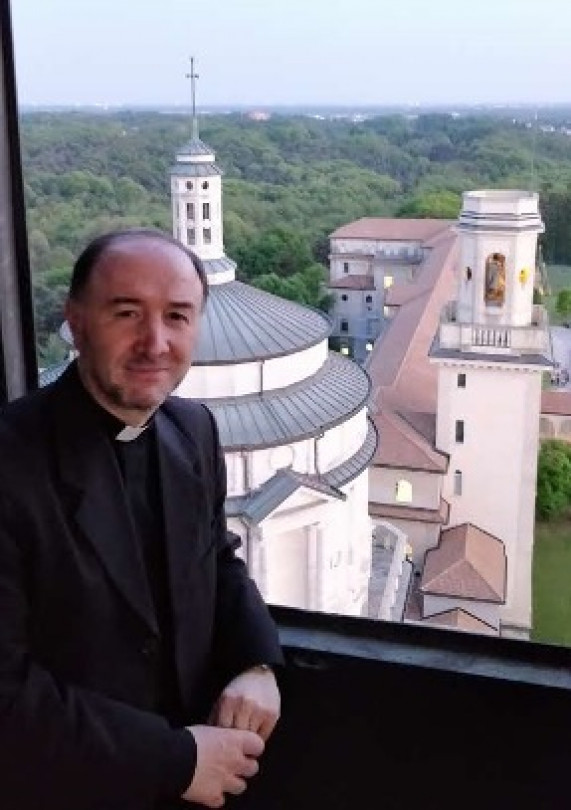 Si conclude con don Franco Manzi il ciclo di incontri “Crescere con la Parola”